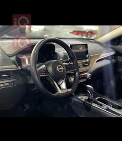 نيسان ألتيما